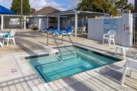 885 Buttercup Rd, Carlsbad, CA 92011 photo 15