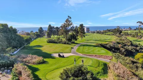 1402 W Muirlands Dr, La Jolla, CA 92037 photo 12