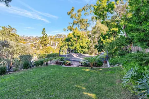 1402 W Muirlands Dr, La Jolla, CA 92037 photo 16
