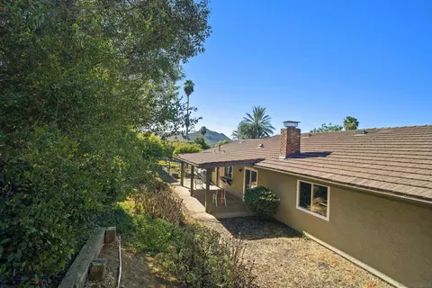 Exterior - 446 Hidden Hills Ln, Escondido, CA 92029 photo 9 of 14