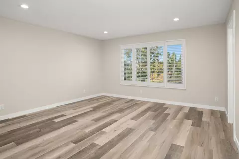 Living - 446 Hidden Hills Ln, Escondido, CA 92029 photo 10 of 10