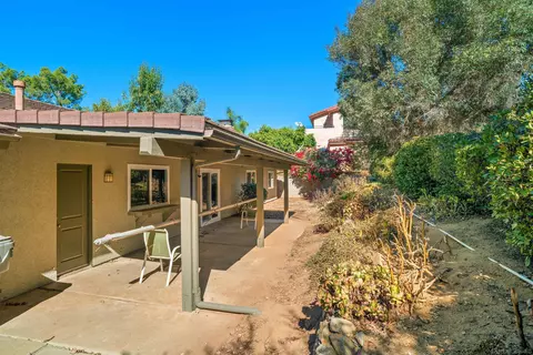 Exterior - 446 Hidden Hills Ln, Escondido, CA 92029 photo 7 of 14