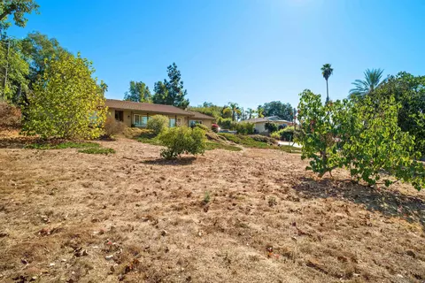Exterior - 446 Hidden Hills Ln, Escondido, CA 92029 photo 13 of 14