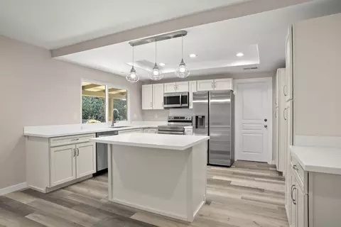 Kitchen - 446 Hidden Hills Ln, Escondido, CA 92029 photo 3 of 5