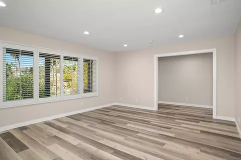 Living - 446 Hidden Hills Ln, Escondido, CA 92029 photo 3 of 10