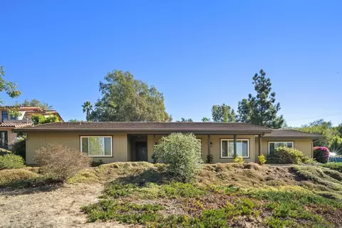 446 Hidden Hills Ln, Escondido, CA 92029