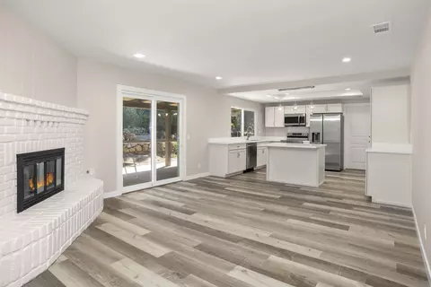 Living - 446 Hidden Hills Ln, Escondido, CA 92029 photo 8 of 10