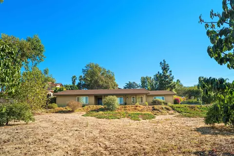 Exterior - 446 Hidden Hills Ln, Escondido, CA 92029 photo 2 of 14