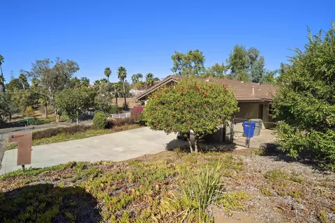 Exterior - 446 Hidden Hills Ln, Escondido, CA 92029 photo 14 of 14