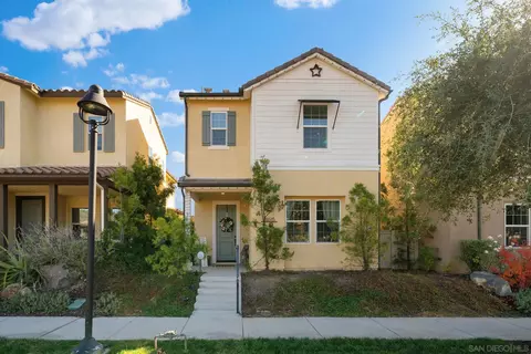 21615 Trail Blazer Ln, Escondido, CA 92029