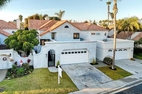 Exterior - 22 Aruba Bnd, Coronado, CA 92118 photo 15 of 17