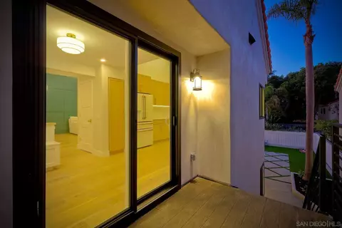 Exterior - 22 Aruba Bnd, Coronado, CA 92118 photo 12 of 17