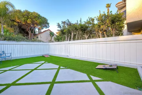 Exterior - 22 Aruba Bnd, Coronado, CA 92118 photo 7 of 17