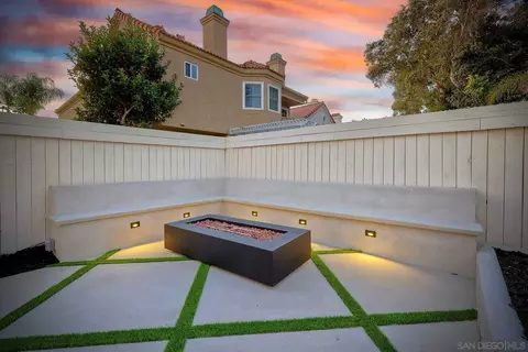 Exterior - 22 Aruba Bnd, Coronado, CA 92118 photo 10 of 17