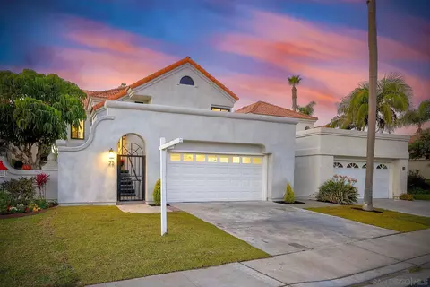 Exterior - 22 Aruba Bnd, Coronado, CA 92118 photo 2 of 17