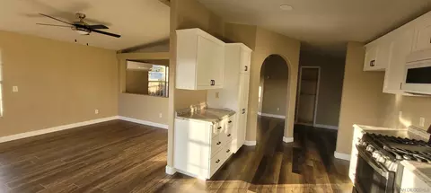 13608 Violet Dr, Poway, CA 92064 photo 9