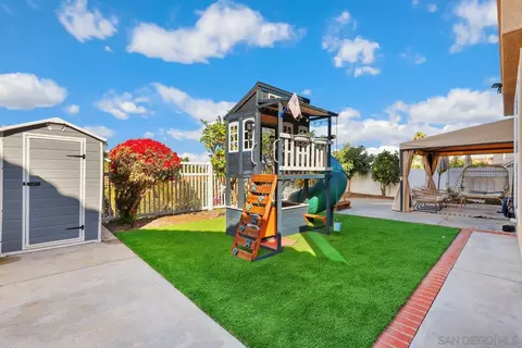 965 Gallery Dr, Oceanside, CA 92057 photo 28