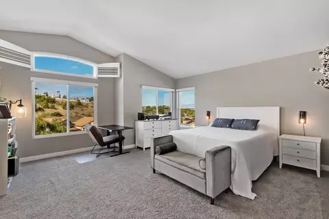 965 Gallery Dr, Oceanside, CA 92057 photo 15