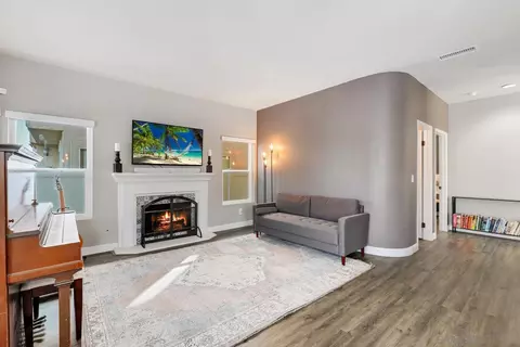 965 Gallery Dr, Oceanside, CA 92057 photo 12