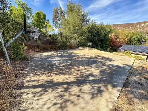 17272 St Helena Dr, Ramona, CA 92065 photo 6