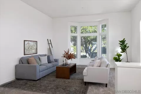 Living - 2103 View Crest Gln, Escondido, CA 92026 photo 1 of 5