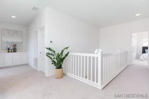 6579 Robinea Dr, Carlsbad, CA 92011 photo 34