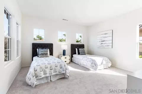 6579 Robinea Dr, Carlsbad, CA 92011 photo 35