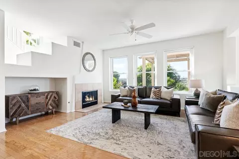 6579 Robinea Dr, Carlsbad, CA 92011 photo 11