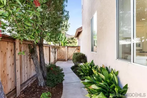 6579 Robinea Dr, Carlsbad, CA 92011 photo 51