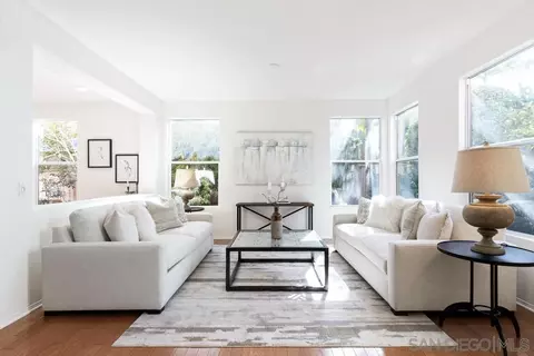 6579 Robinea Dr, Carlsbad, CA 92011 photo 5