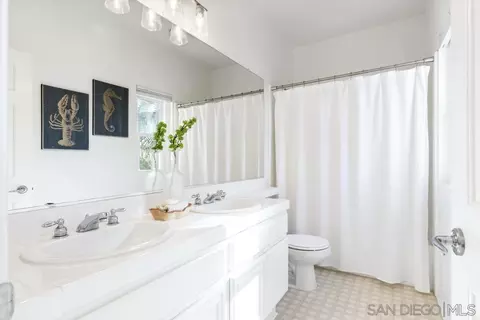 6579 Robinea Dr, Carlsbad, CA 92011 photo 37
