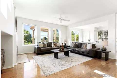 6579 Robinea Dr, Carlsbad, CA 92011 photo 9