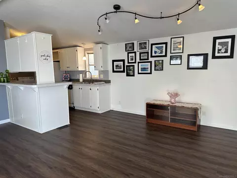 Living - 1202 Borden Rd #SPC 54, Escondido, CA 92026 photo 2 of 2