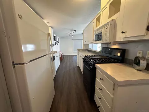 Kitchen - 1202 Borden Rd #SPC 54, Escondido, CA 92026 photo 1 of 2