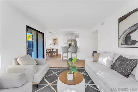 Living - 913 Brookwood Pl, Oceanside, CA 92056 photo 3 of 4
