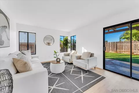 Living - 913 Brookwood Pl, Oceanside, CA 92056 photo 4 of 4