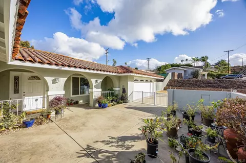 Exterior - 1751 Milton Manor Dr, El Cajon, CA 92021 photo 5 of 15