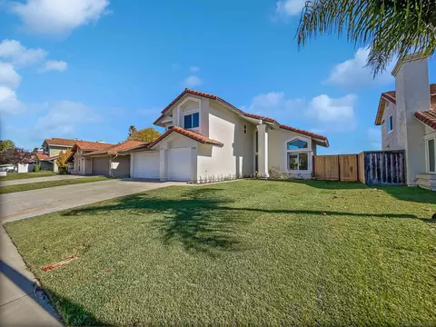 Exterior - 760 Rivertree Dr, Oceanside, CA 92058 photo 3 of 4