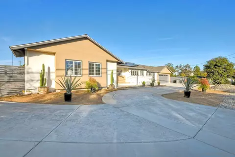 730 Montview Dr, Escondido, CA 92025 photo 9