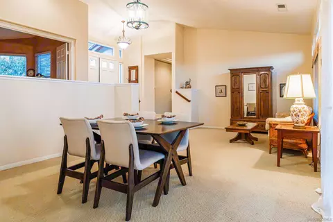 2111 Laura Dr, Escondido, CA 92027 photo 3