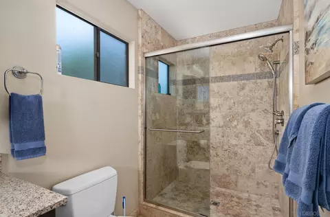 1124 Cypress Dr, Vista, CA 92084 photo 25