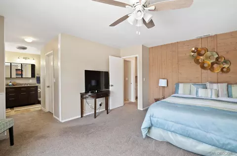 1124 Cypress Dr, Vista, CA 92084 photo 19