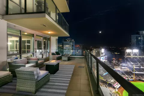 325 7th Ave #1903, San Diego, CA 92101