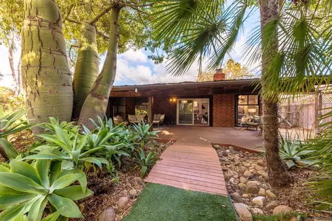 7651 Macaw Ln, San Diego, CA 92123