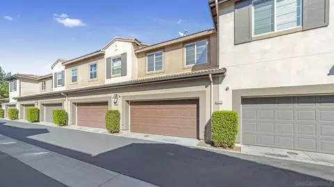 Exterior - 44072 Calle Luz, Temecula, CA 92592 photo 4 of 9