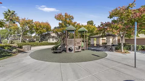 View/Area - 44072 Calle Luz, Temecula, CA 92592 photo 1 of 1