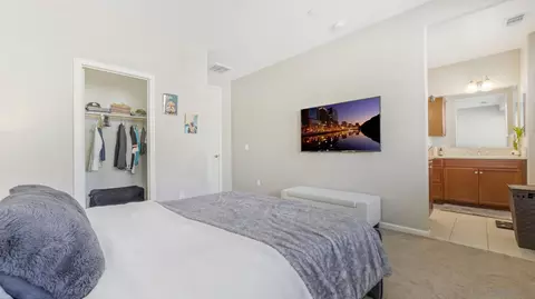 Bedroom - 44072 Calle Luz, Temecula, CA 92592 photo 4 of 9