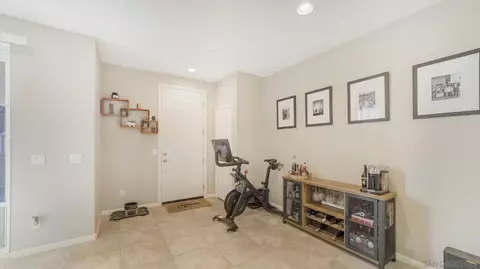 Entry Way - 44072 Calle Luz, Temecula, CA 92592 photo 2 of 5