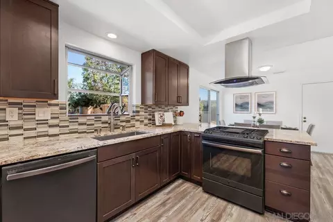 1030 Cheryl Ln, San Marcos, CA 92069