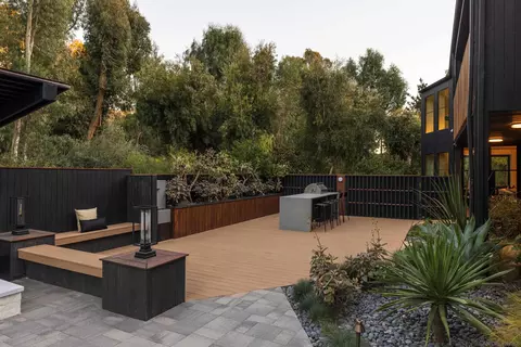 Exterior - 4954 Sun Valley Rd, Del Mar, CA 92014 photo 6 of 9